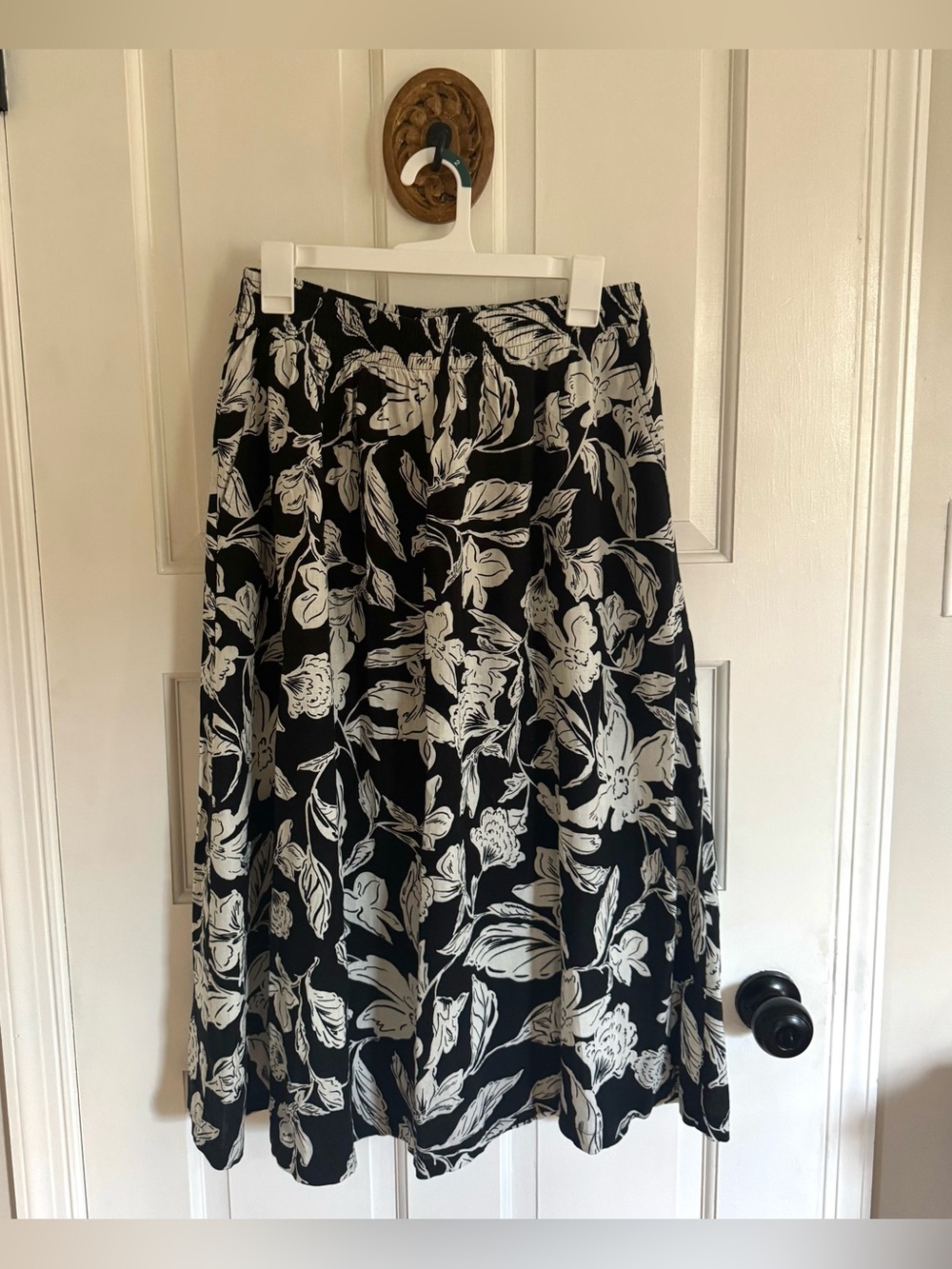 Brand New Black Linen Blend Floral A-Line Skirt - Classic Women's Midi Skirt